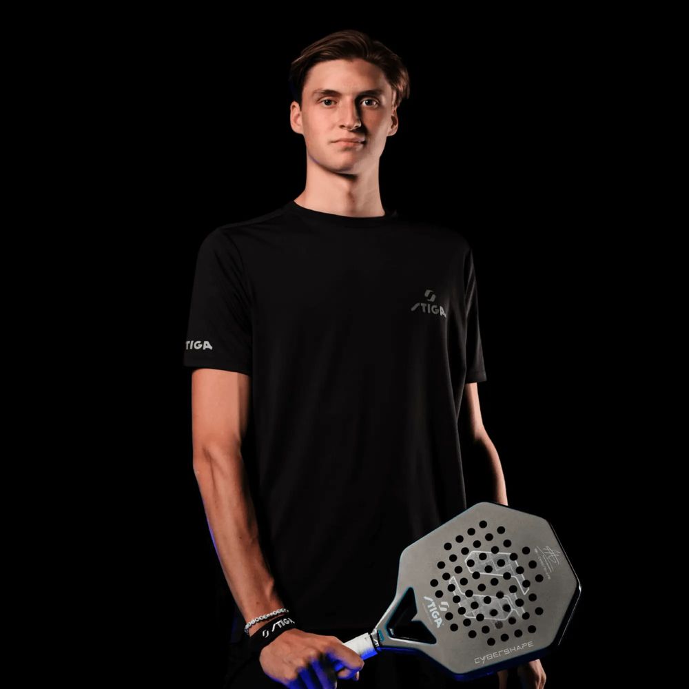 STIGA: Adam Axelsson with a Cybershape racket